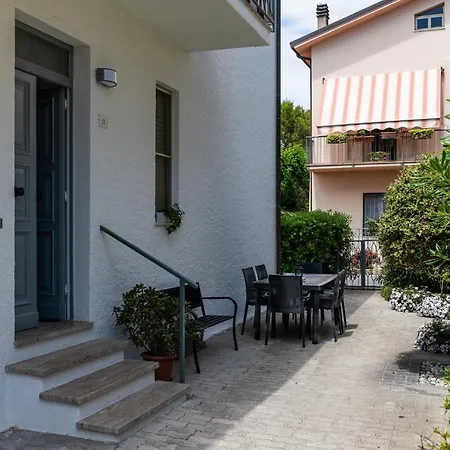 A Casa Di Maria Sirolo